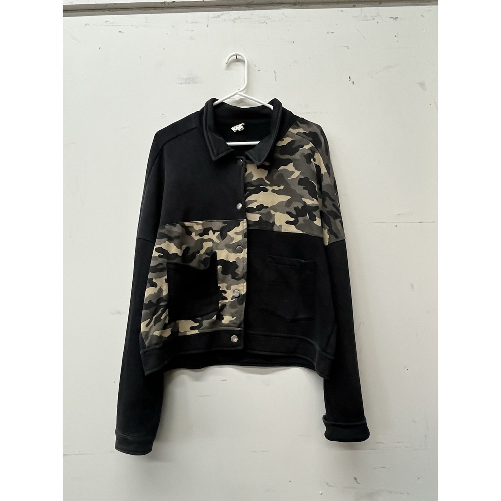 Pol black + camo button up jacket Medium